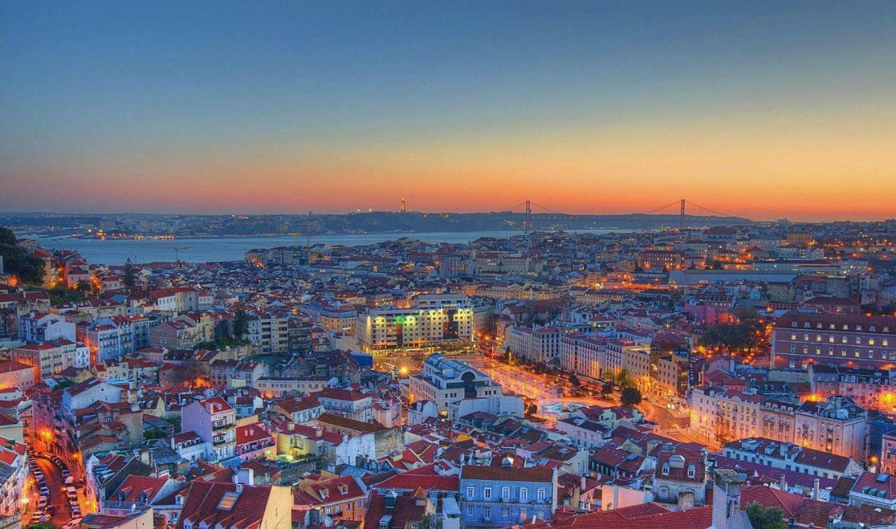 Charm Discovery Braul Lisboa Extérieur photo